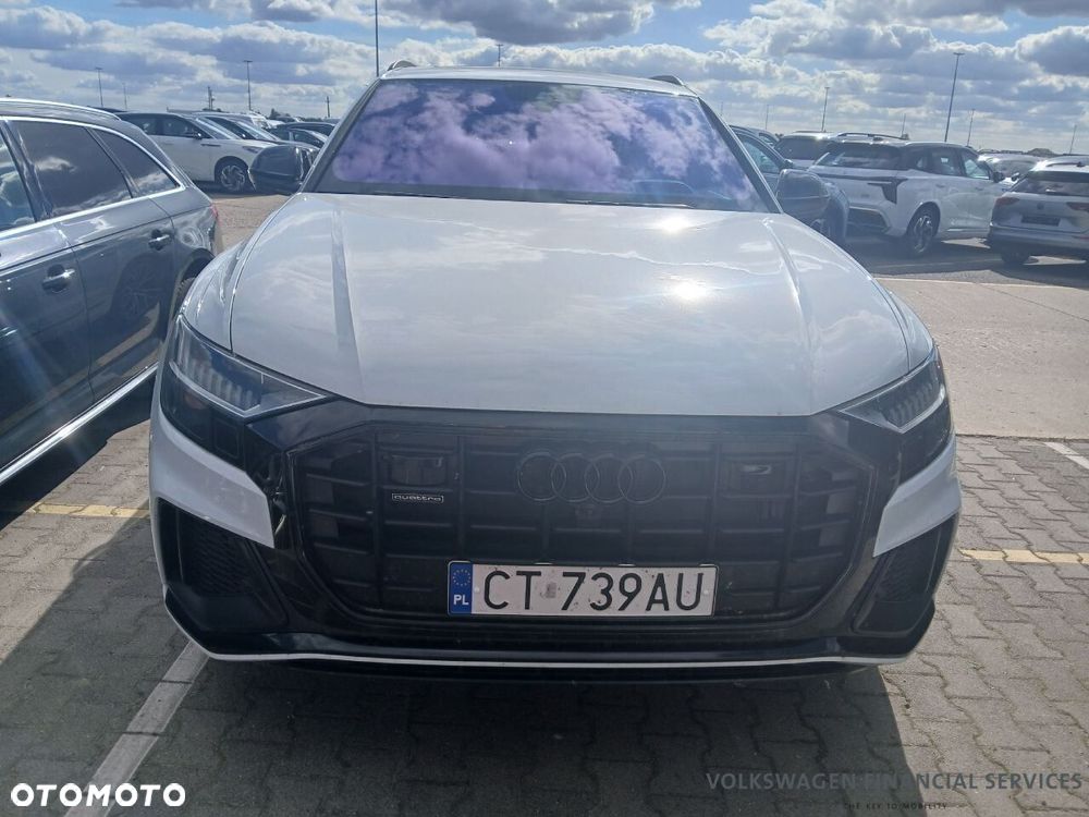 Audi Q8 - 2