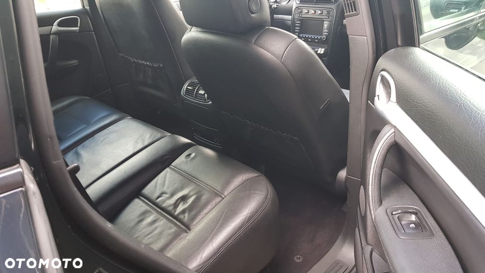 Porsche Cayenne Diesel - 16