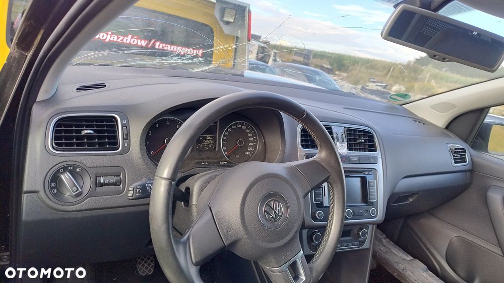 Volkswagen Polo 1.2 TSI Life - 30