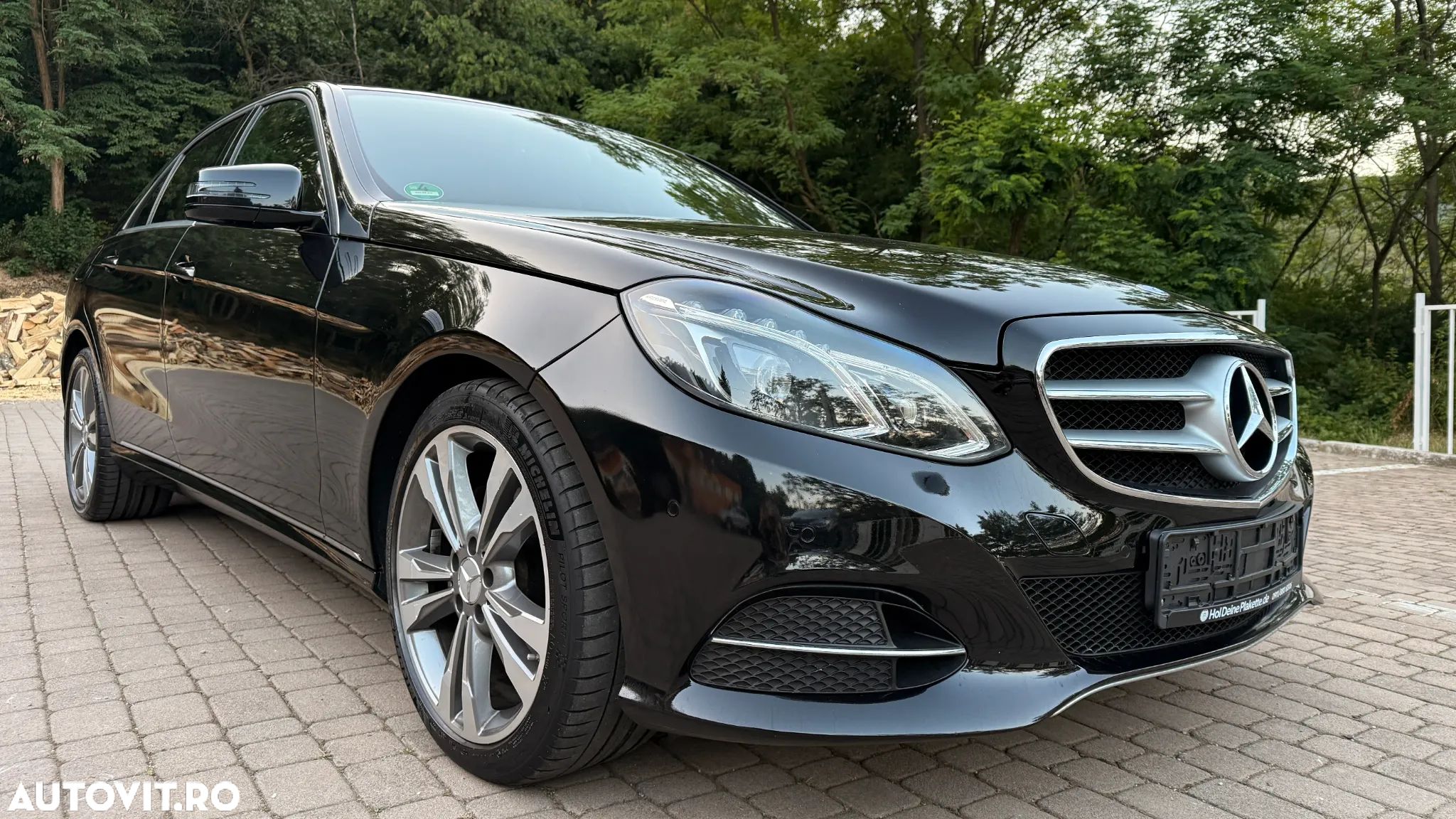 Mercedes-Benz E 250 BlueTEC 9G-TRONIC Avantgarde - 1