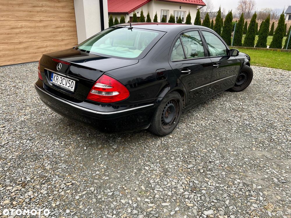 Mercedes-Benz Klasa E 200 CDI Elegance - 3