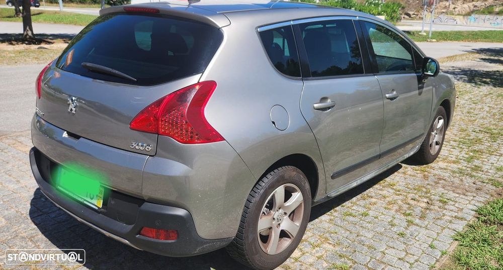 Peugeot 3008 1.6 HDi Premium - 5