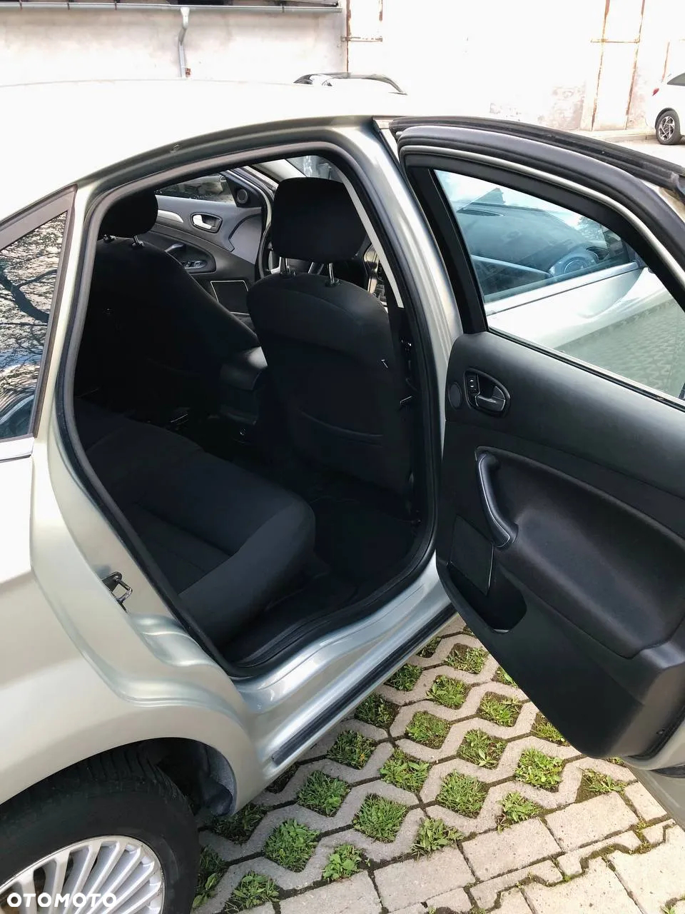 Ford Mondeo - 7