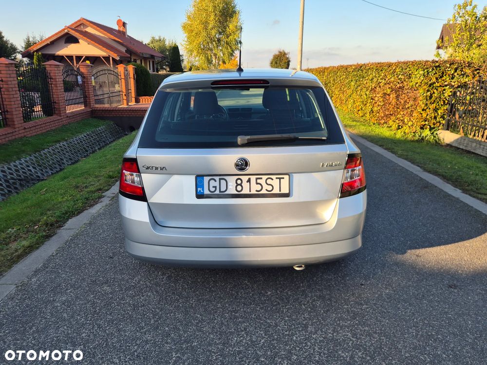 Skoda Fabia - 12