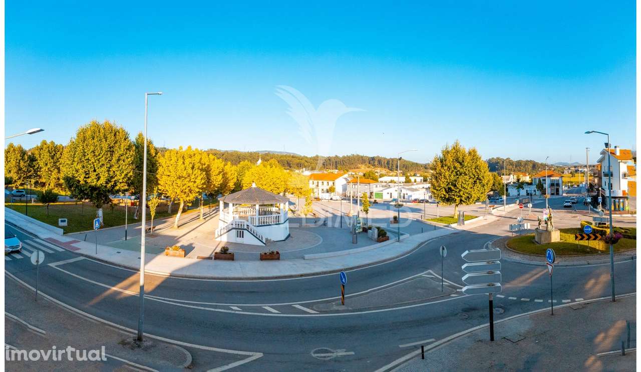 Prédio Habitacional e Comercial em Sobrado/Valongo - Grande imagem: 2/30