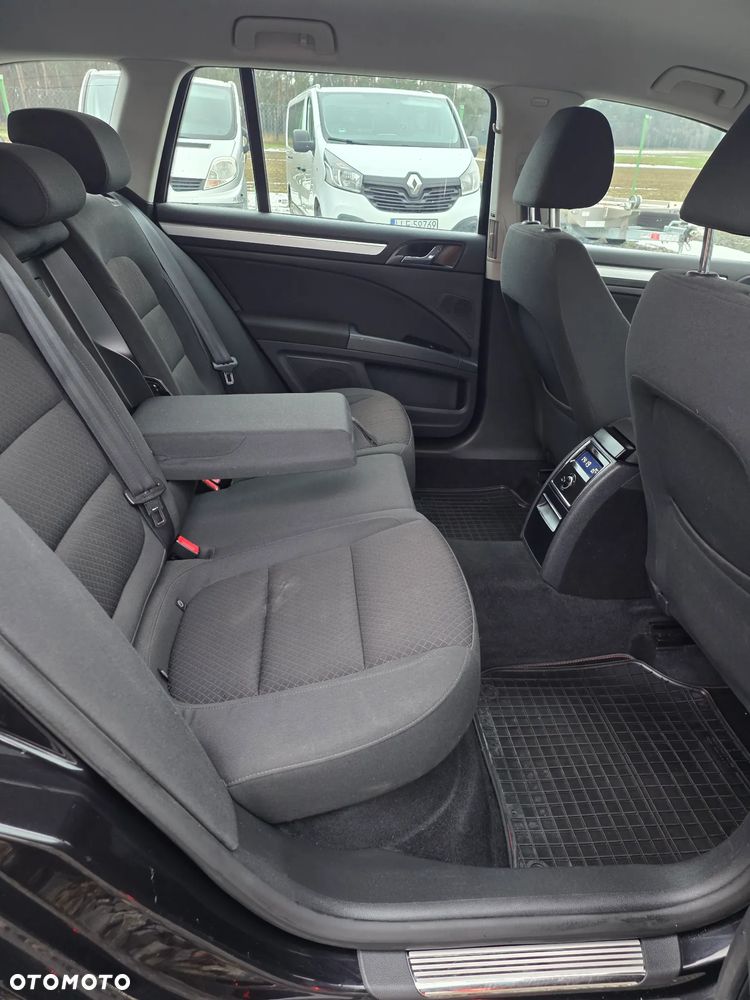 Skoda Superb 2.0 TDI Ambition Outdoor DSG - 36