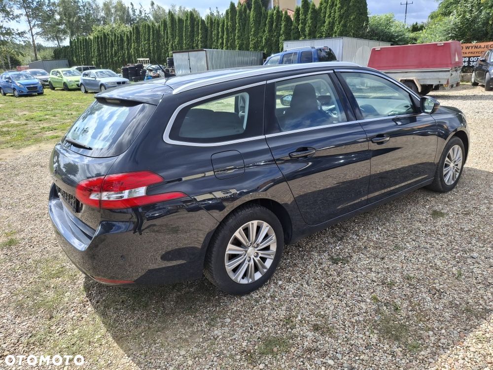 Peugeot 308 - 3