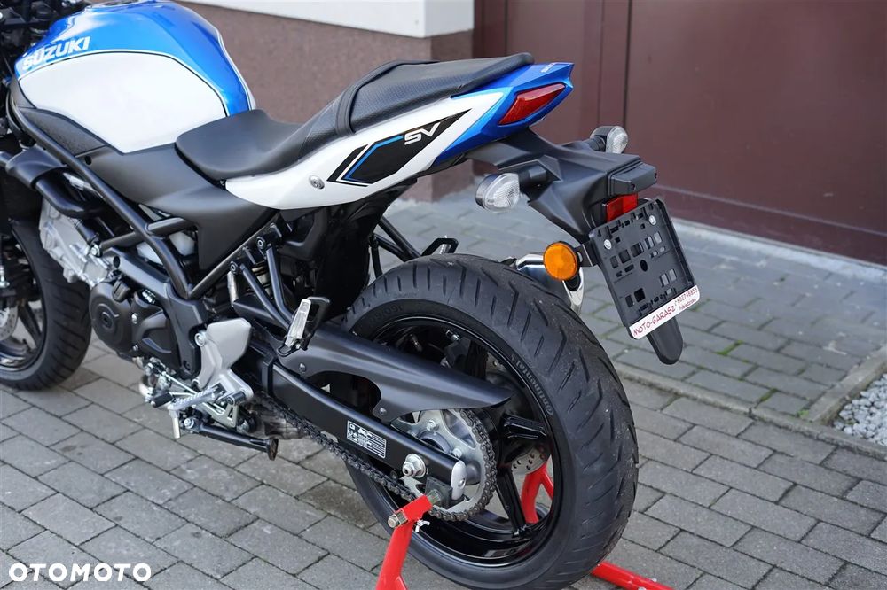 Suzuki SV - 24