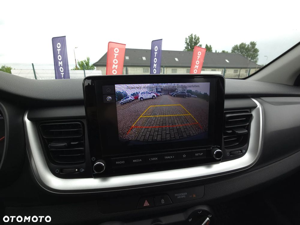 Kia Stonic 1.2 L Business Line - 33