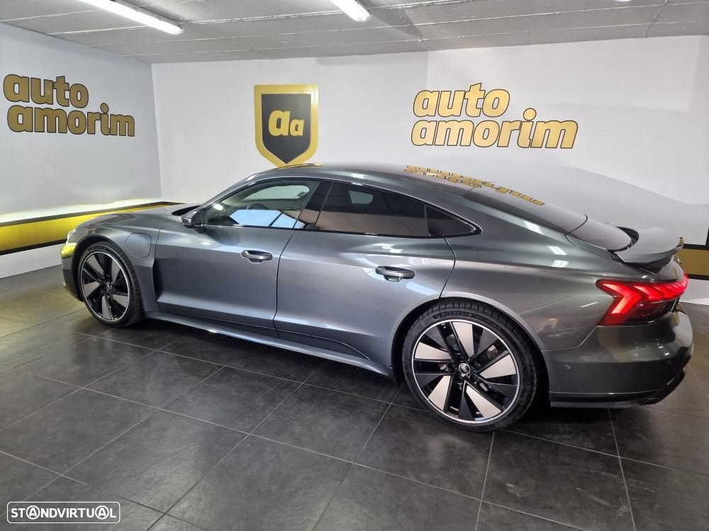 Audi e-tron GT quattro - 16