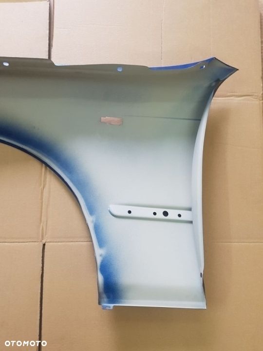 Błotnik przód prawy BMW E46 lift sedan kombi topasblau metalic - 7
