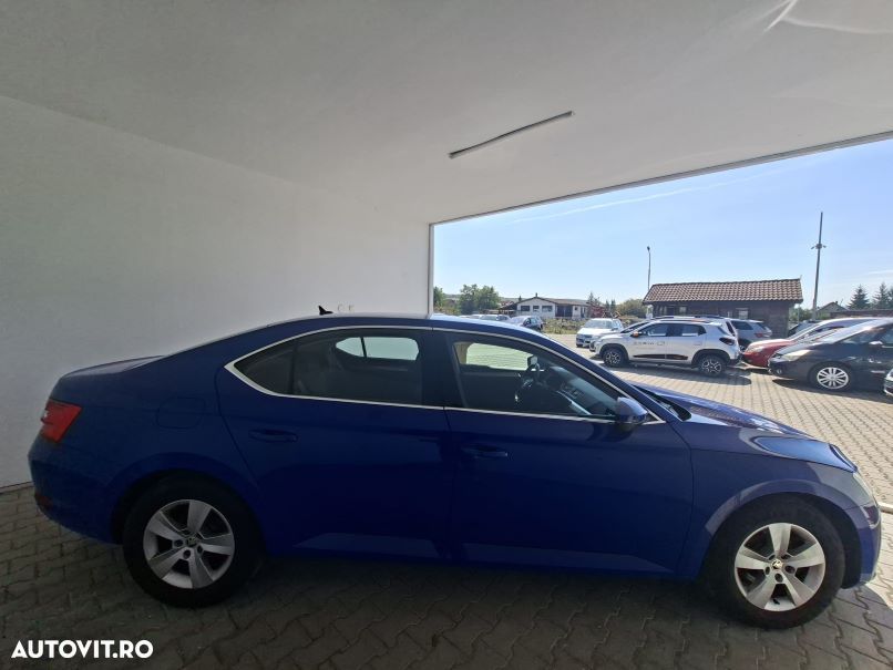 Skoda Superb 1.5 TSI DSG Ambition - 22