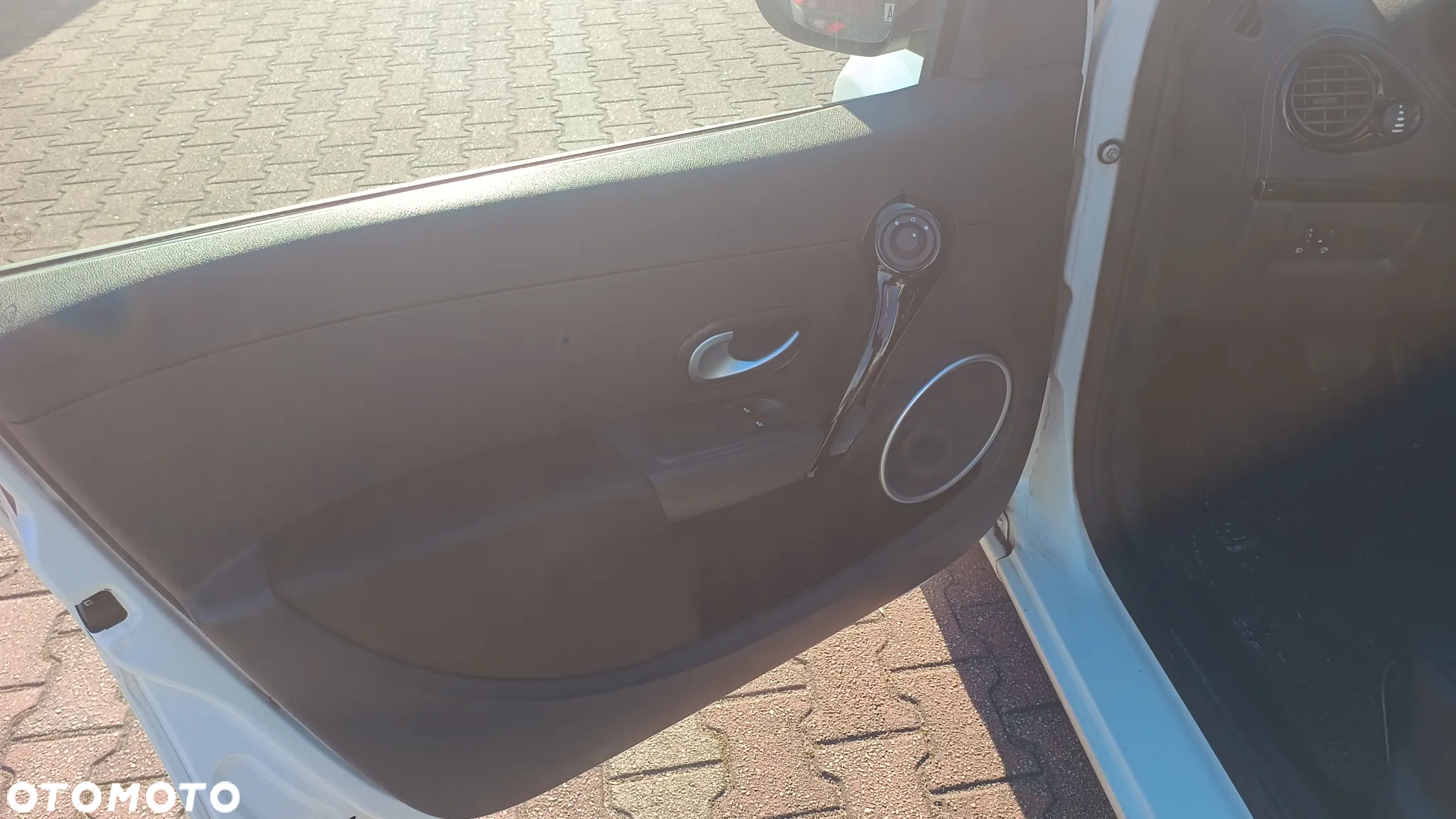 Renault Clio 1.6 16V Dynamique - 13