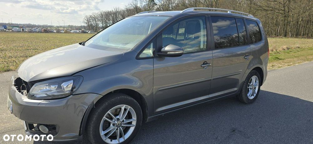 Volkswagen Touran - 34