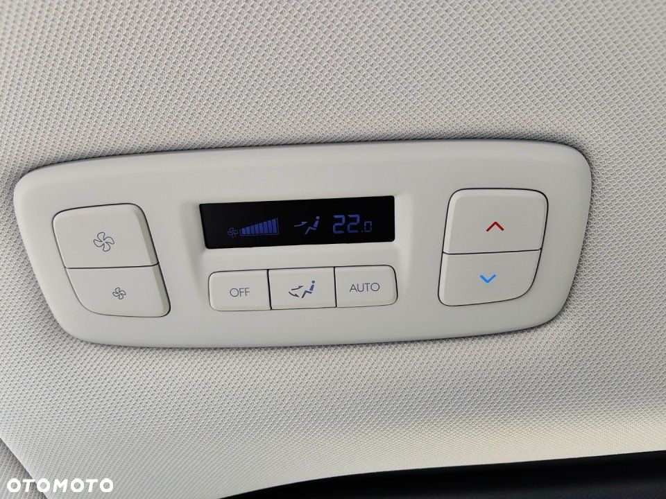 Hyundai Staria - 24