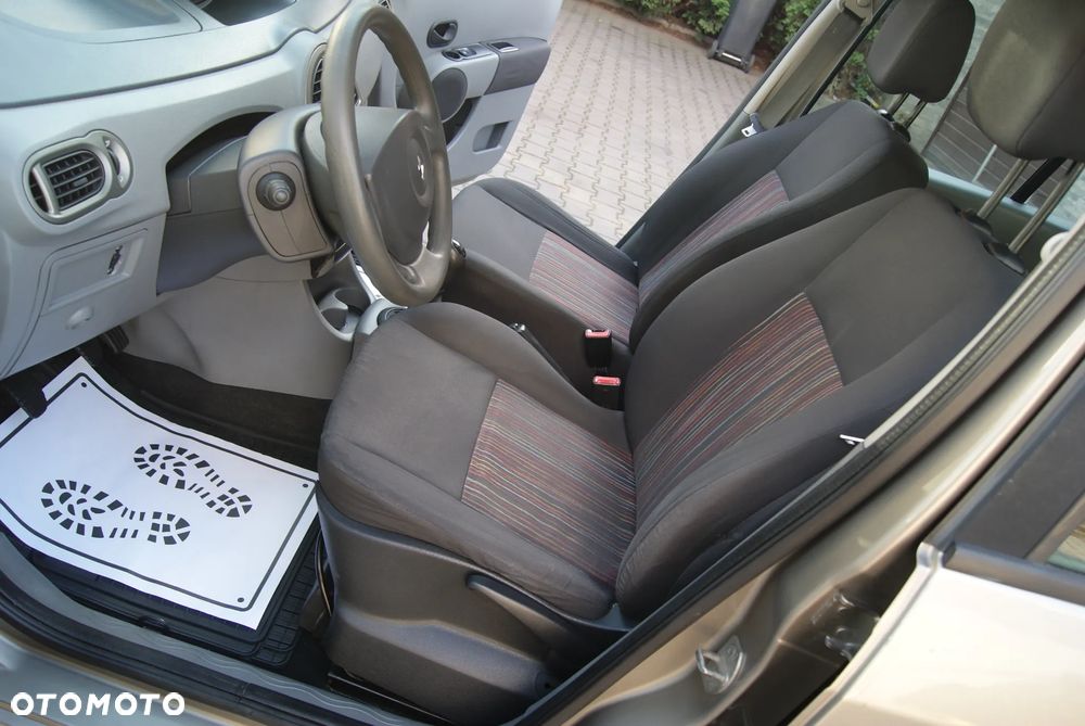 Renault Modus Grand 1.2 16V Alize - 18