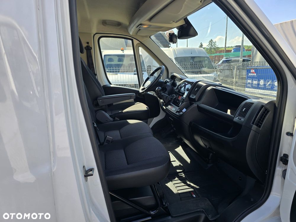 Peugeot BOXER - 12