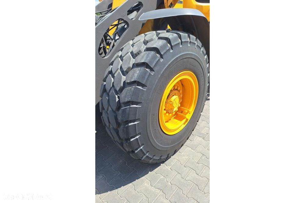 Volvo L90H - 9