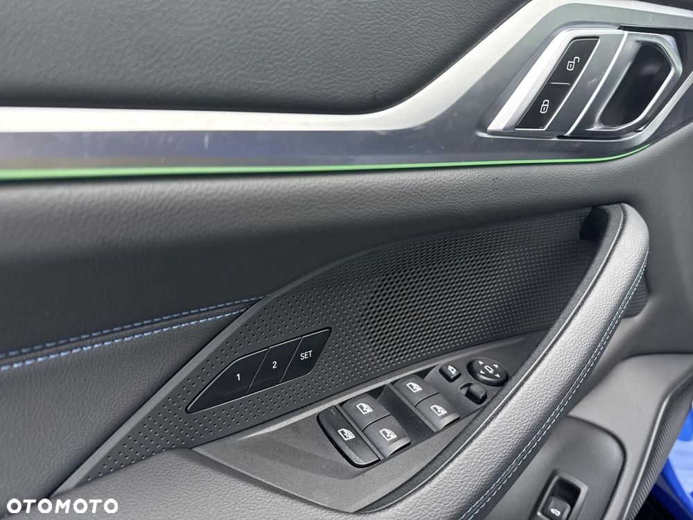 BMW i4 - 18