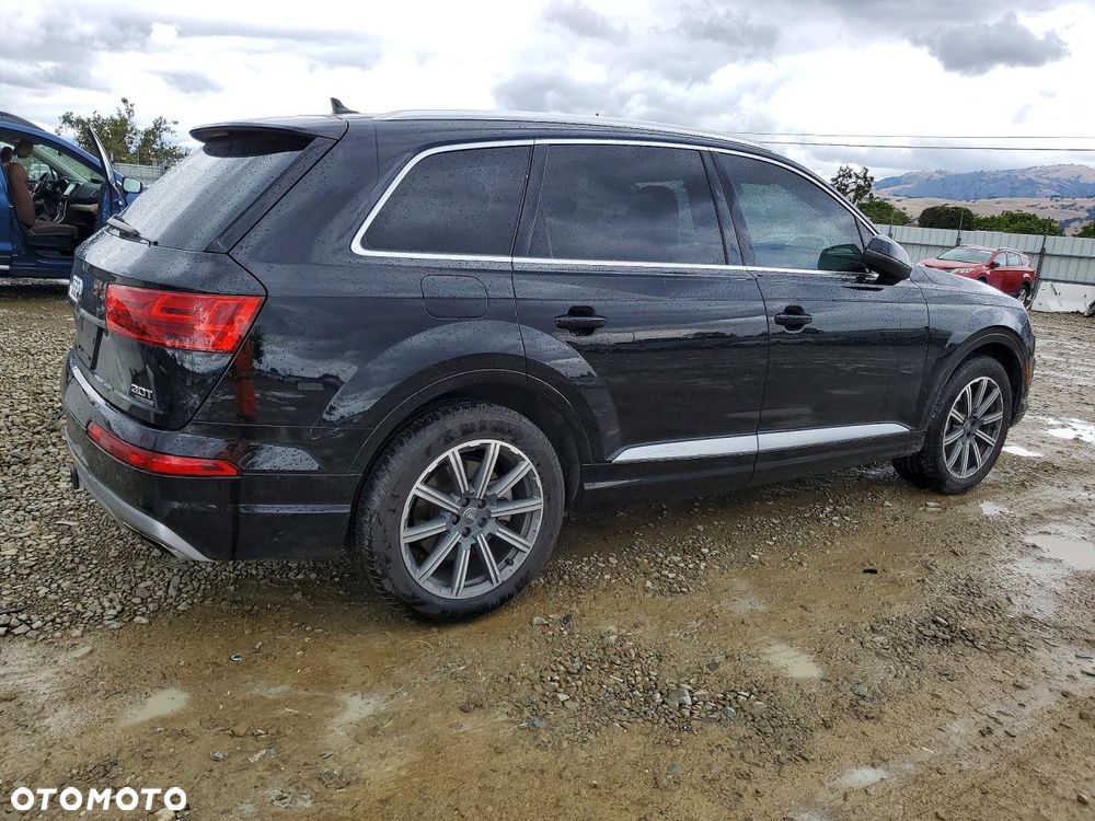 Audi Q7 3.0 TFSI Quattro Tiptronic - 4