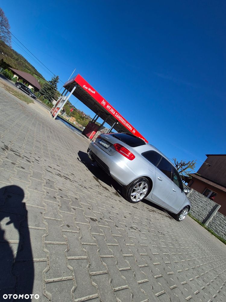 Audi A4 Avant 2.0 TDI Quattro - 17