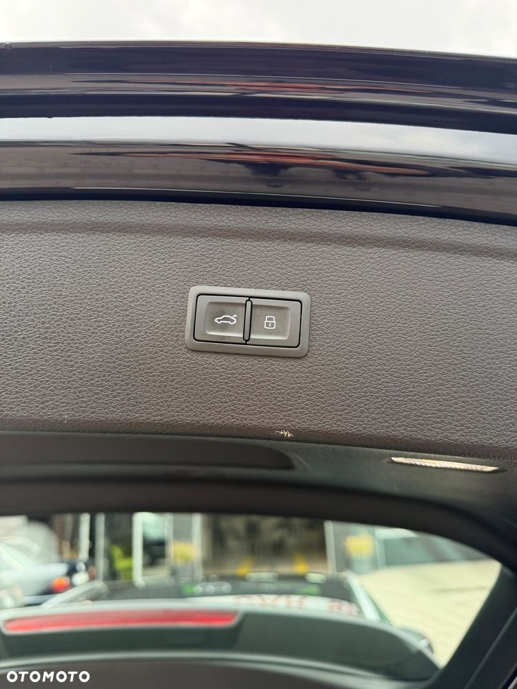 Audi Q5 35 TDI mHEV S tronic - 12