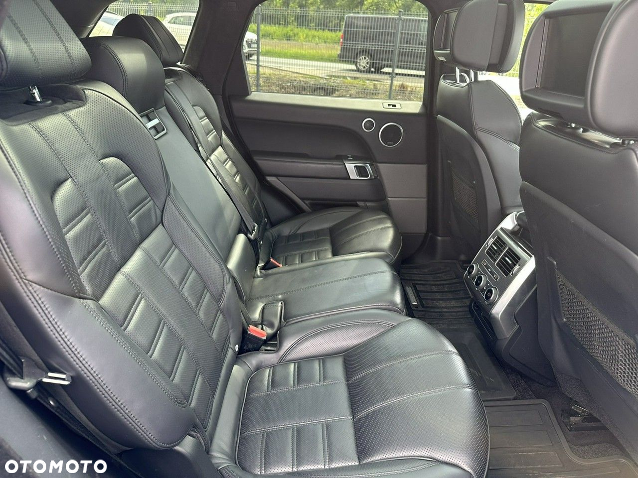 Land Rover Range Rover Sport SDV6 Autobiography Dynamic - 40