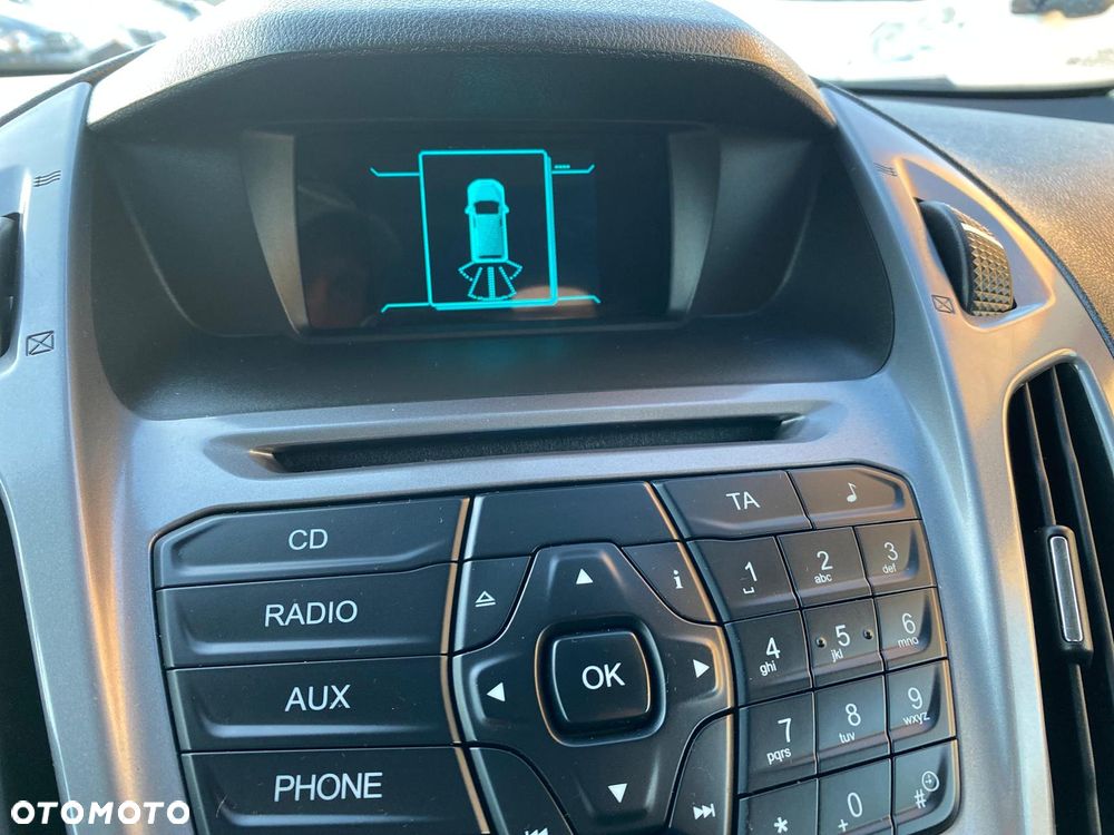Ford CONNECT - 23
