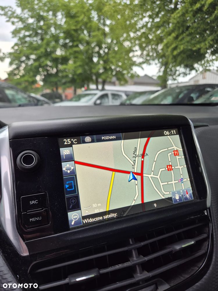 Peugeot 2008 BlueHDi FAP 120 STOP & START Allure - 17