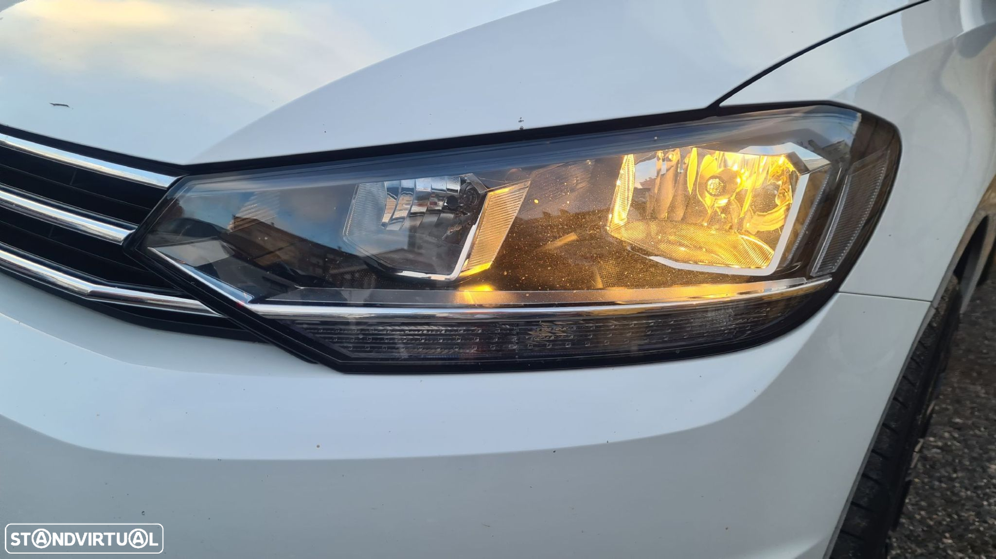 VW Touran 1.6 TDI Confortline DSG - 51
