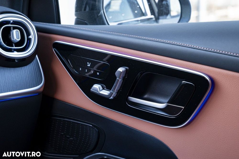 Mercedes-Benz GLC Coupe 300 de 4MATIC - 31