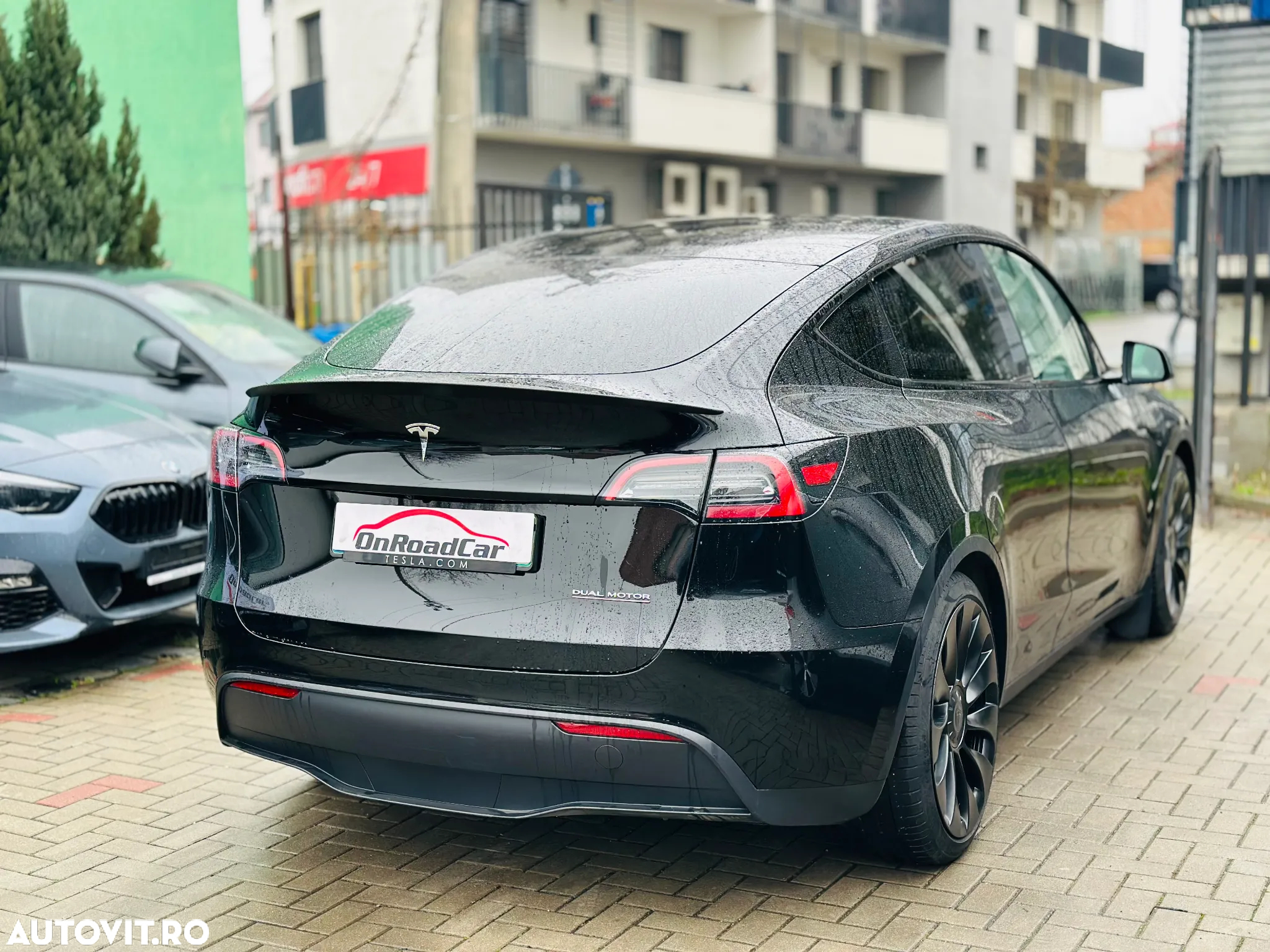 Tesla Model Y - 2