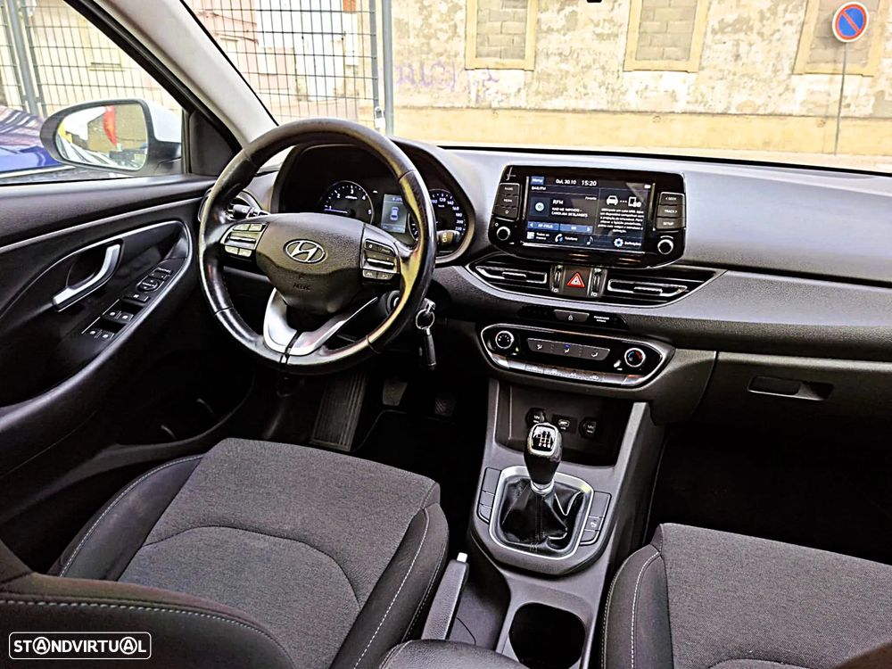 Hyundai i30 SW 1.6 CRDi Style - 27