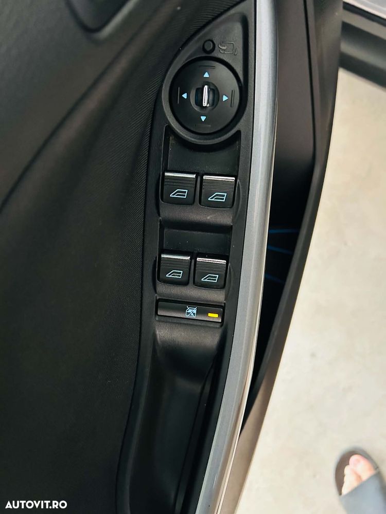 Ford Focus - 15