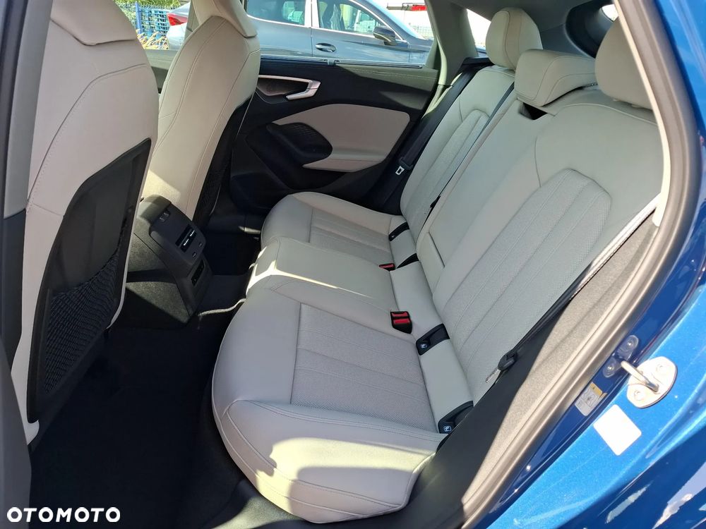 Audi A5 Limousine TDI mHEV Quattro S tronic - 12