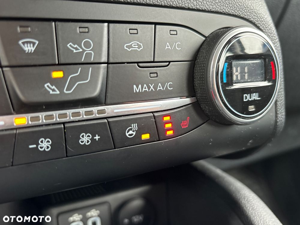 Ford Kuga 2.0 TDCi AWD Trend - 38