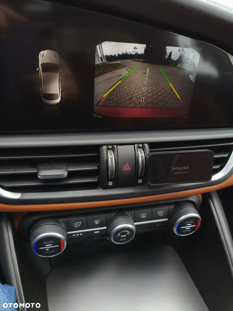 Alfa Romeo Giulia 2.0 Turbo 16V AT8-Q4 Competizione - 40