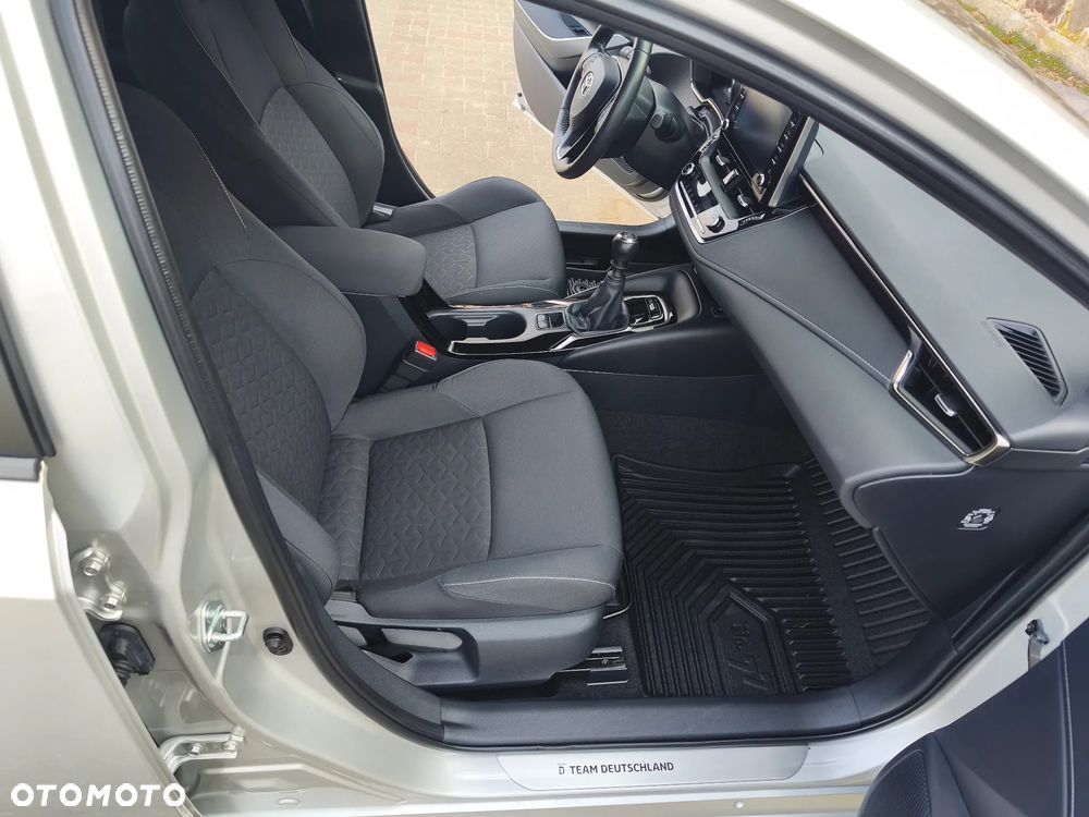 Toyota Corolla 1.2 Turbo Team Deutschland - 12