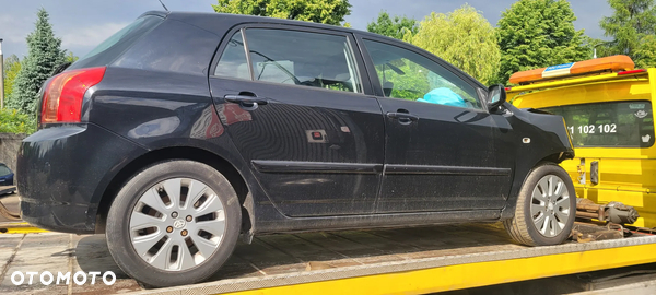 TOYOTA COROLLA E12 LIFT HATCHBACK NA CZĘŚCI KOD KOLORU 209