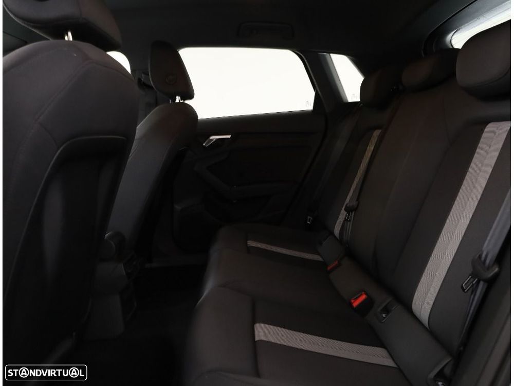 Audi A3 Sportback 30 TFSI Advanced S tronic - 10