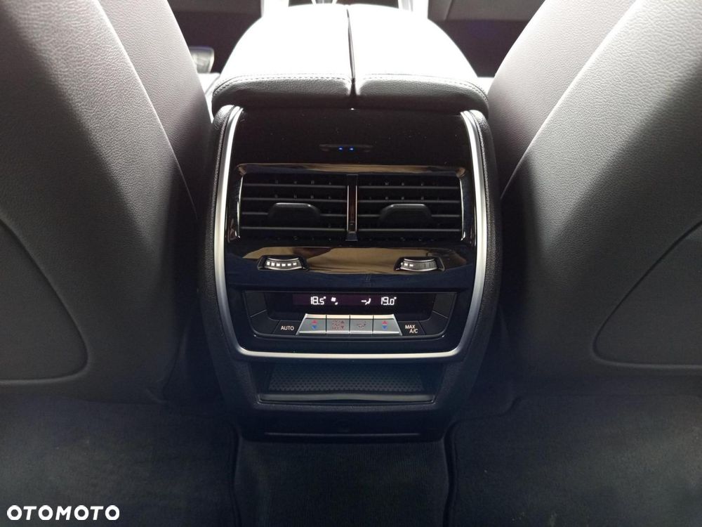 BMW X6 - 21