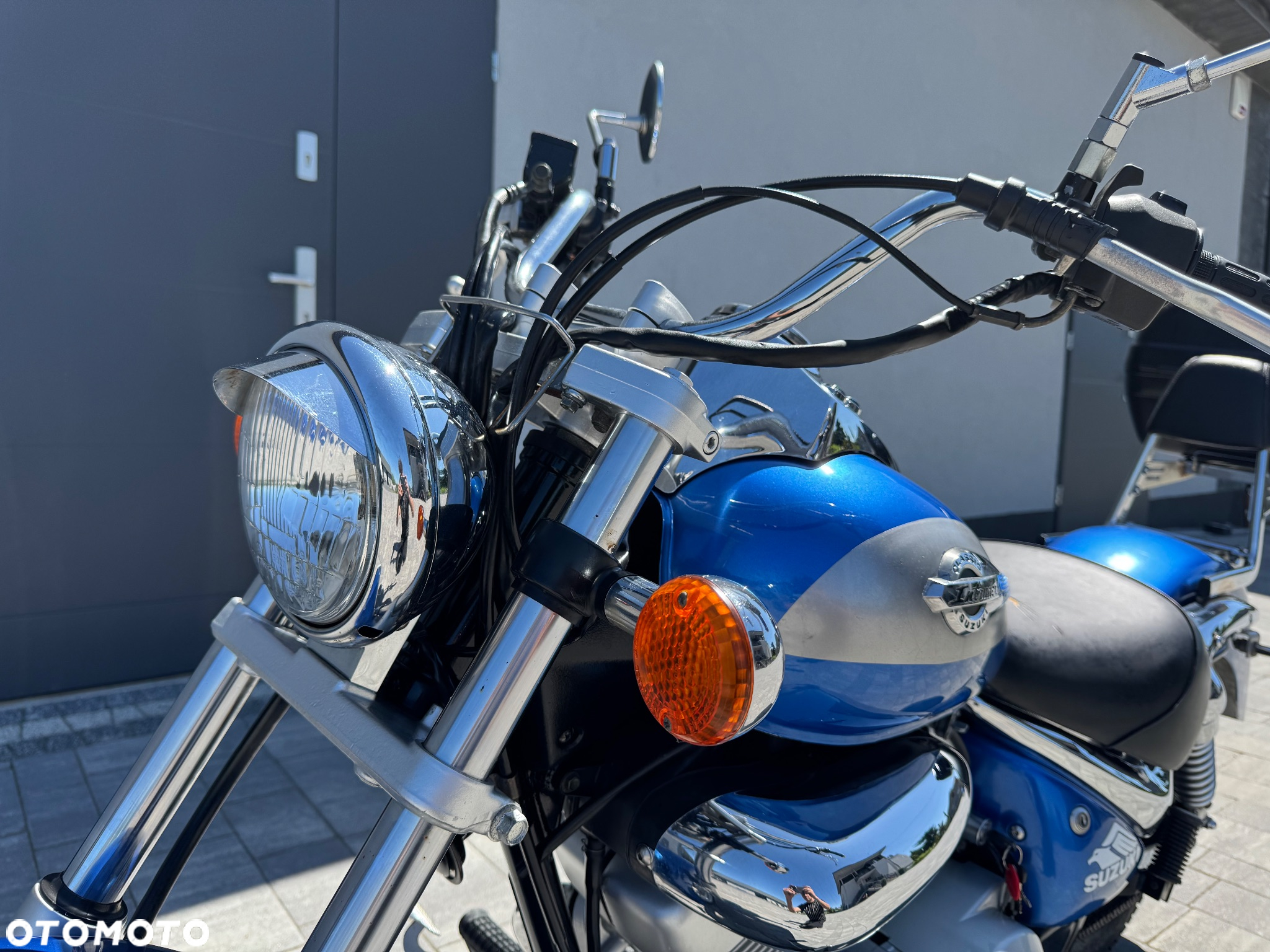 Suzuki Intruder - 17