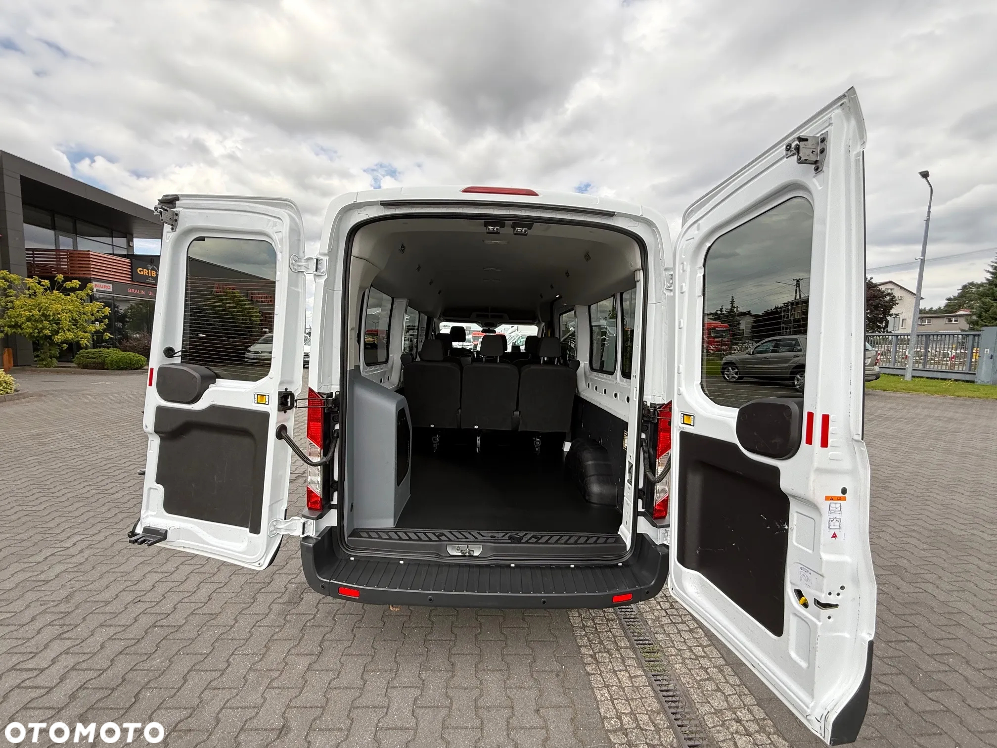 Ford Transit 350 L3H2 Ambiente - 16