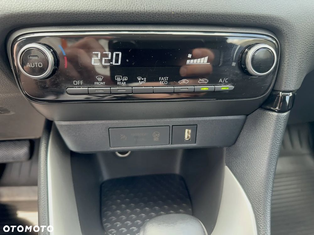 Toyota Yaris Hybrid 1.5 Comfort - 18