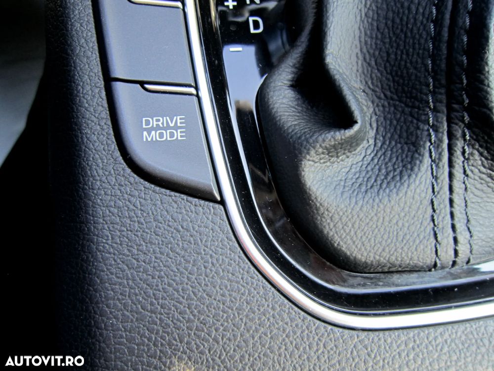 Hyundai i30 1.6 CRDI DCT Select - 25