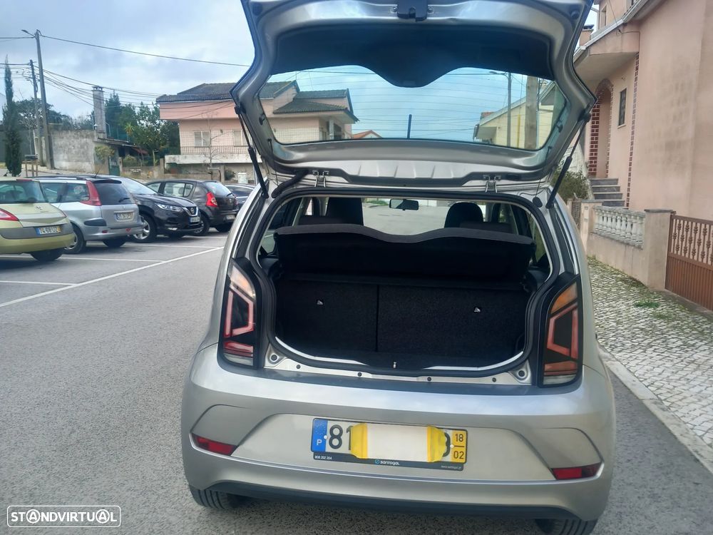 VW Up! 1.0 Move R-Line - 17