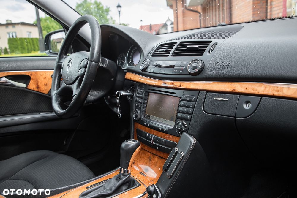 Mercedes-Benz Klasa E 220 CDI Automatik Elegance - 16