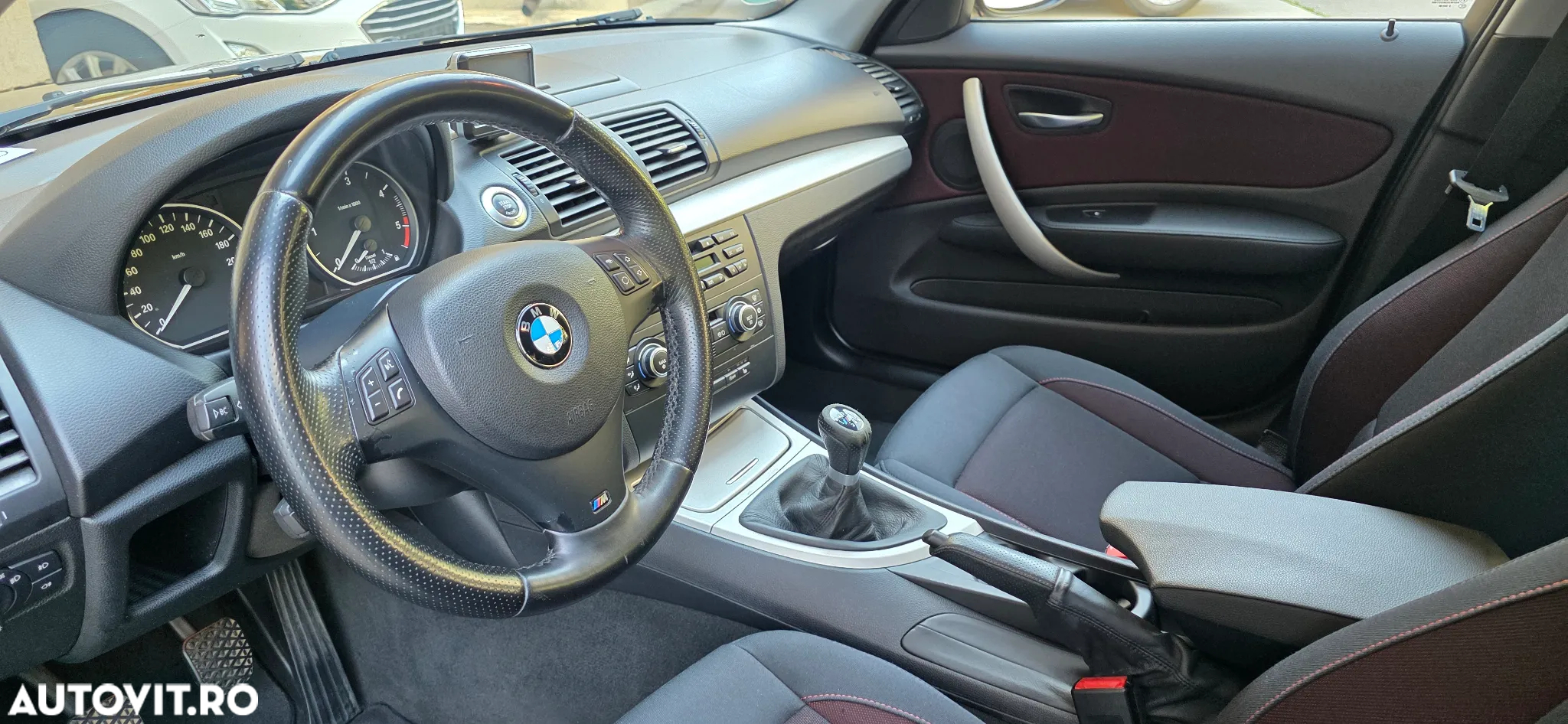 BMW Seria 1 118d - 8