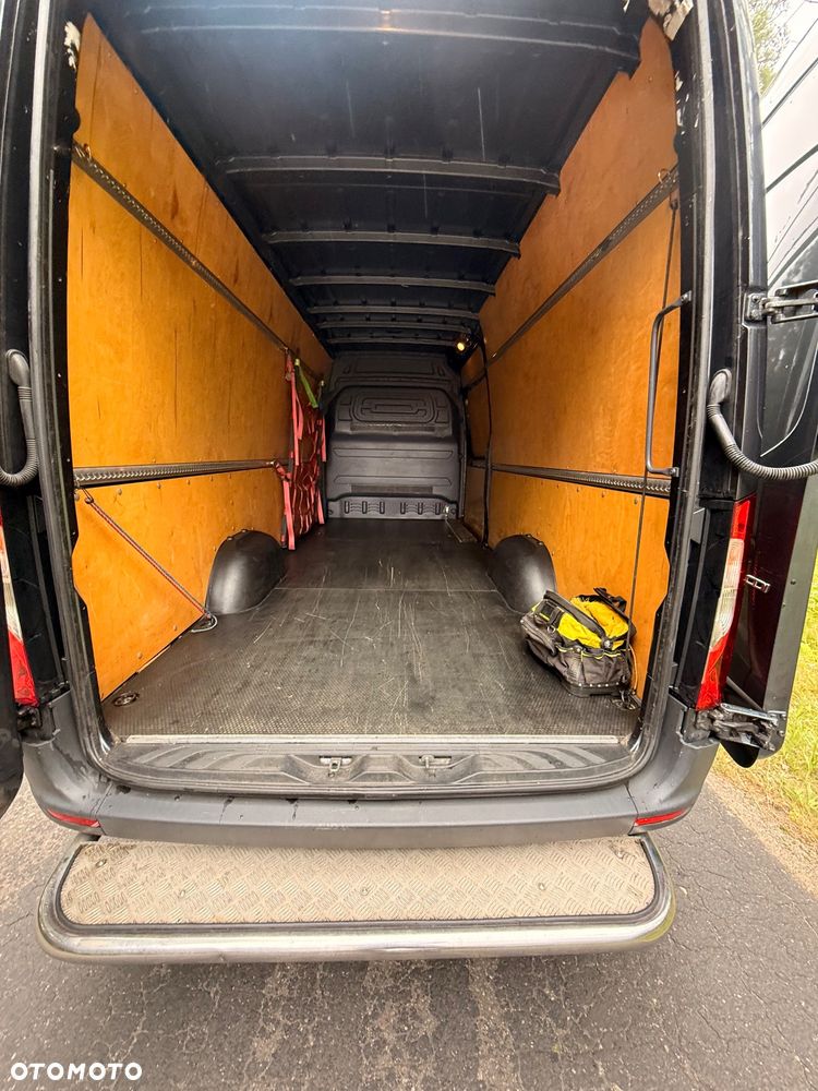 Mercedes-Benz SPRINTER - 21