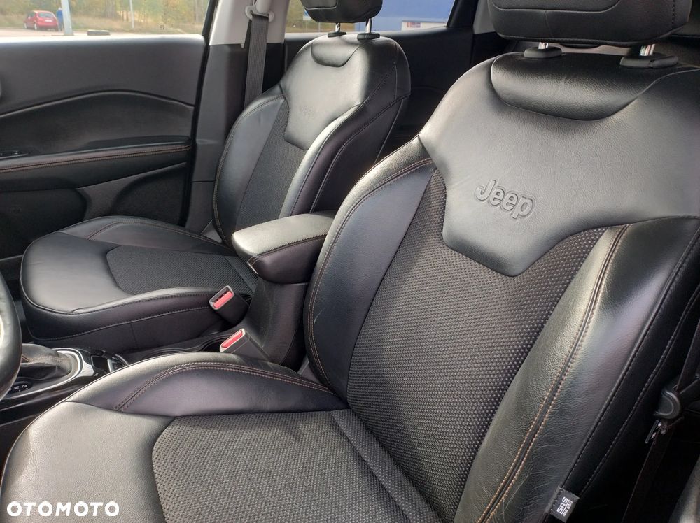 Jeep Compass 2.0 MultiJet Active Drive Automatik Business Line - 12